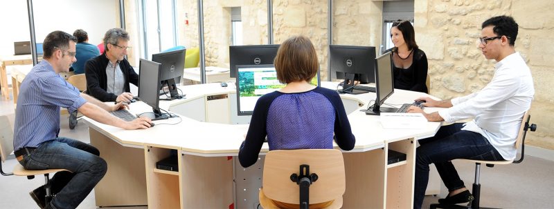 Salle de formation (11 postes informatiques)